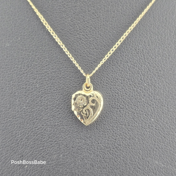 Vintage WHFB 12K GF Etched Heart Locket Necklace – 18” Chain - Picture 3 of 10